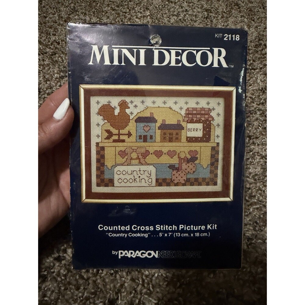 Vintage Paragon Needlecraft Country Cooking Counted Cross Stitch Kit #2118 1985
